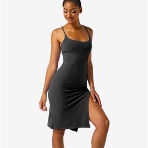 Halara medium Everyday Split Strap Bodycon Midi dress in black. NWT